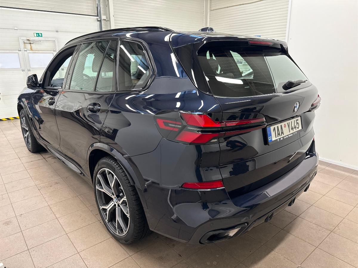 BMW X5 SUV 3,0 l 210 kw