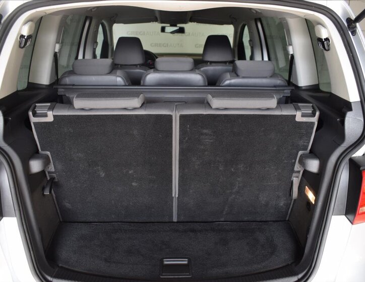 Volkswagen Touran MPV 1,4 l 103 kw