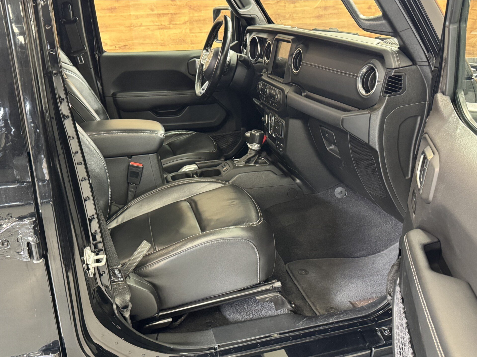 Jeep Wrangler SUV / Terénní 2,1 l 147 kw