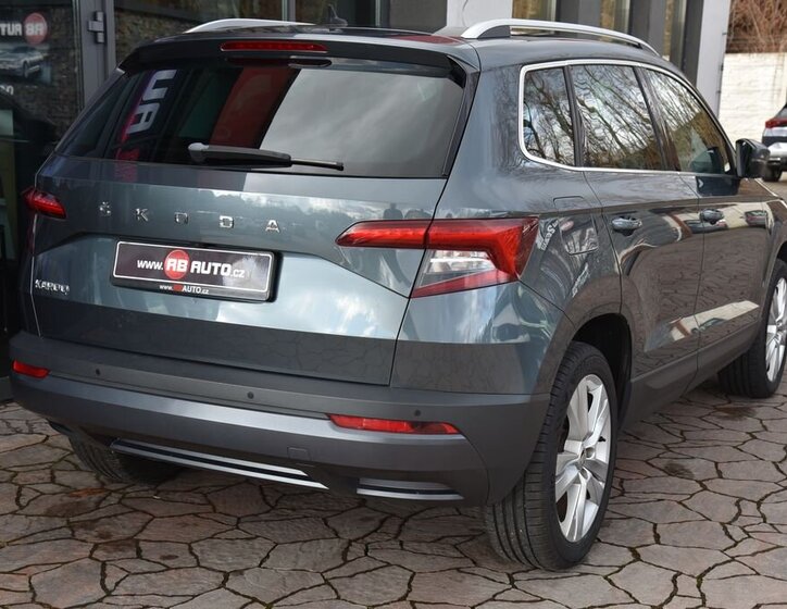 Škoda Karoq SUV 1,5 l 110 kw
