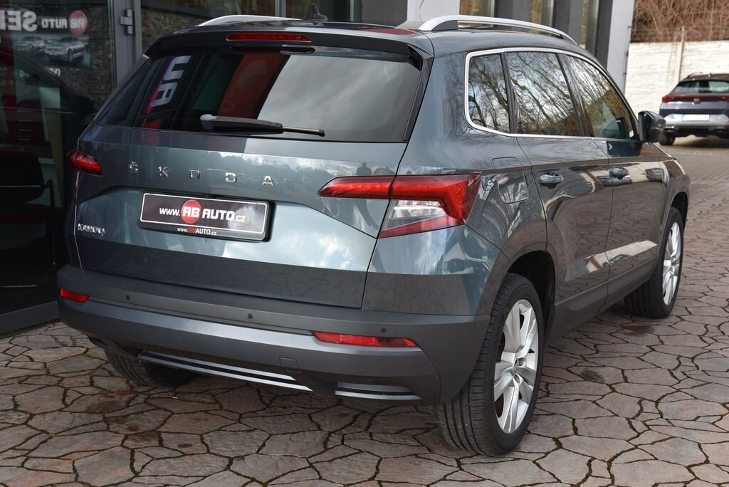 Škoda Karoq SUV 1,5 l 110 kw