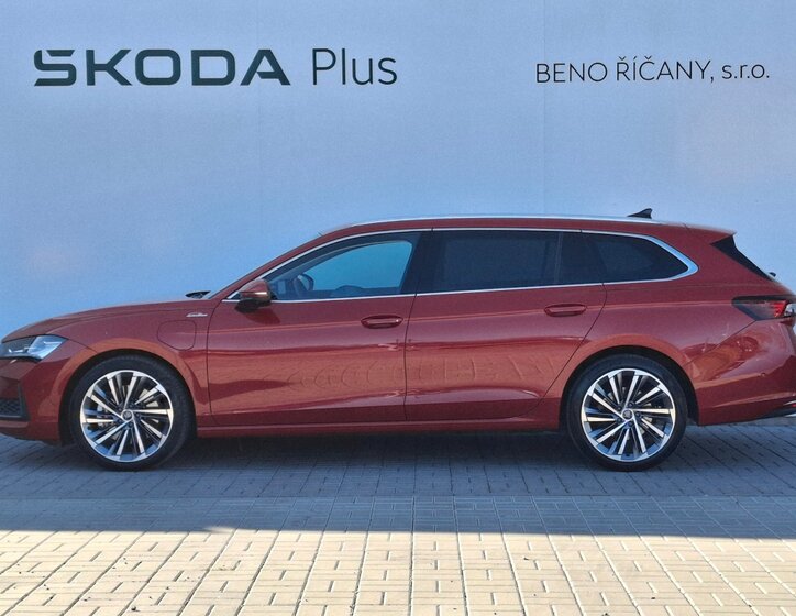 Škoda Superb Kombi 1,5 l 150 kw