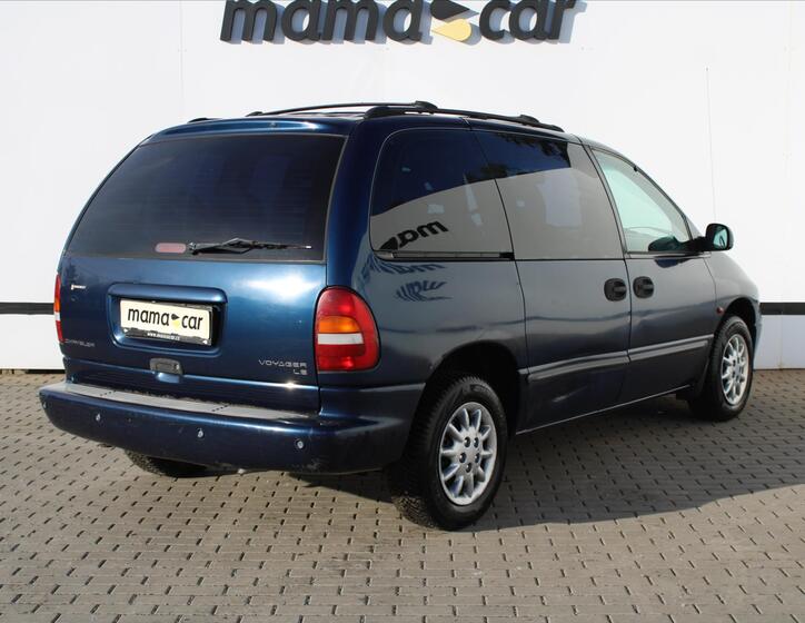 Chrysler Voyager 2