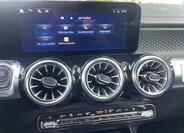 Mercedes-Benz EQB 15