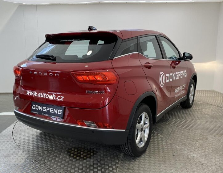 Dongfeng Glory 500 SUV / Terénní 1,5 l 78 kw