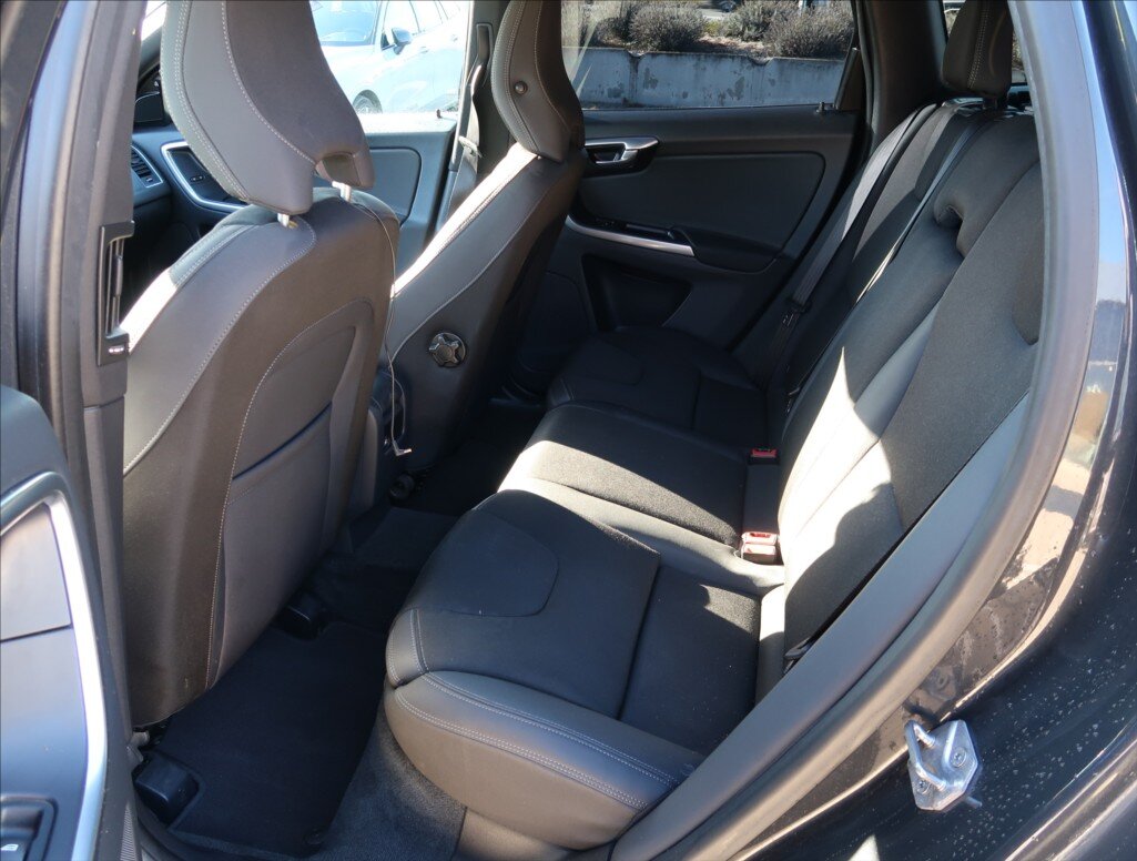 Volvo XC60 SUV 2,0 l 100 kw