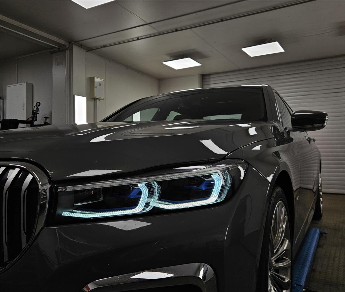 BMW Řada 7 Sedan / Limuzína 3,0 l 195 kw