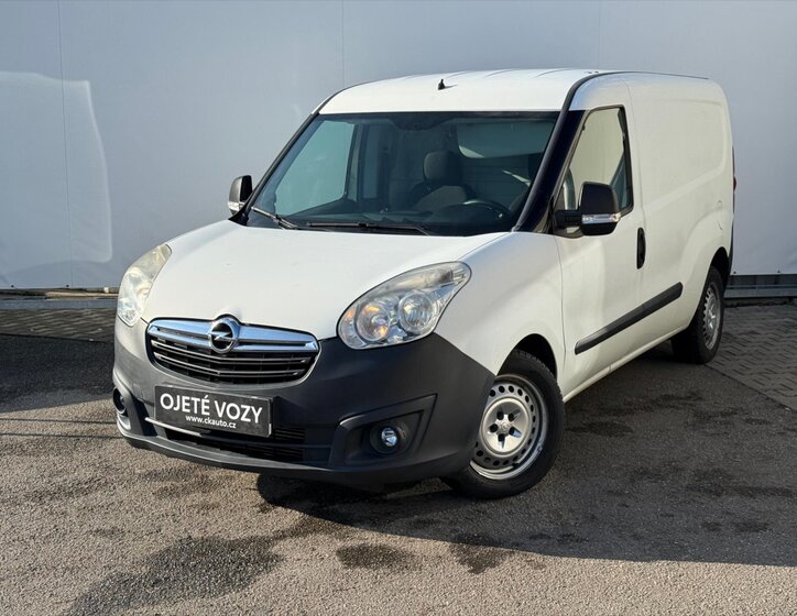 Opel Combo VAN / Minibus 1,4 l 88 kw