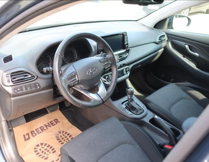 Hyundai i30 Kombi 998,0 88 kw