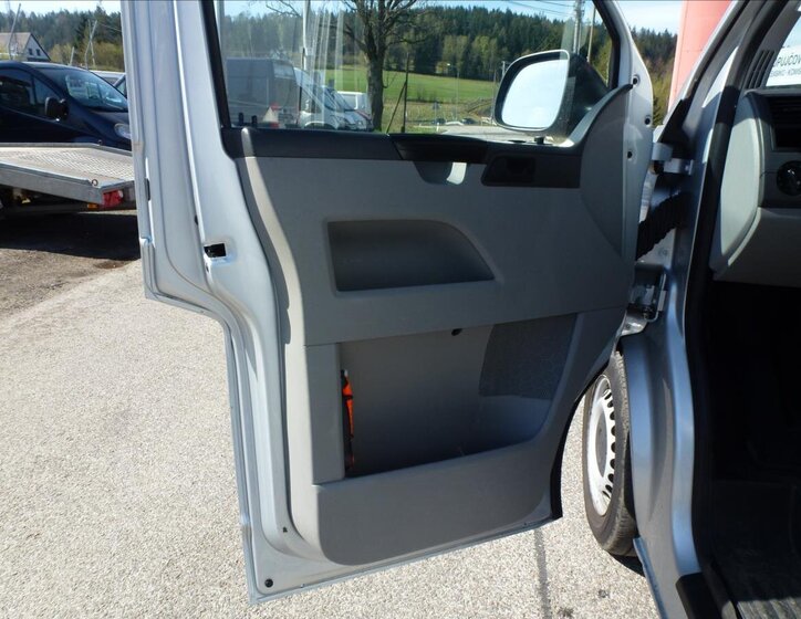 Volkswagen Transporter 14