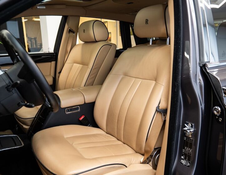 Rolls-Royce Phantom Sedan 6,7 l 338 kw