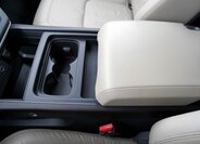 Land Rover Defender SUV 3,0 l 294 kw