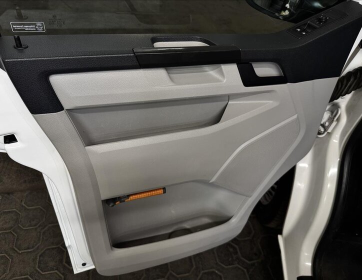 Volkswagen Transporter 14