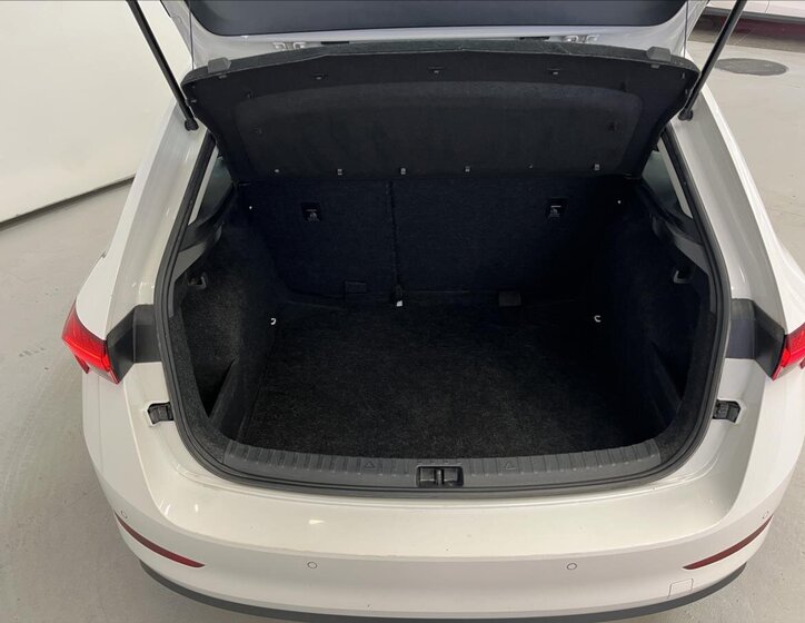 Škoda Scala Hatchback 1,6 l 85 kw