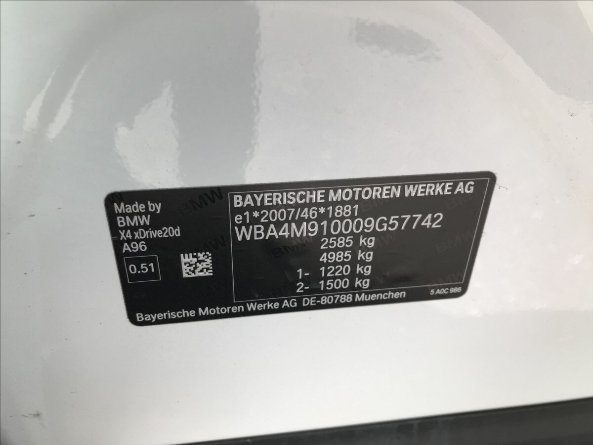 BMW X4 SUV / Terénní 2,0 l 140 kw