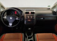 Volkswagen Touran Hatchback 1,4 l 103 kw