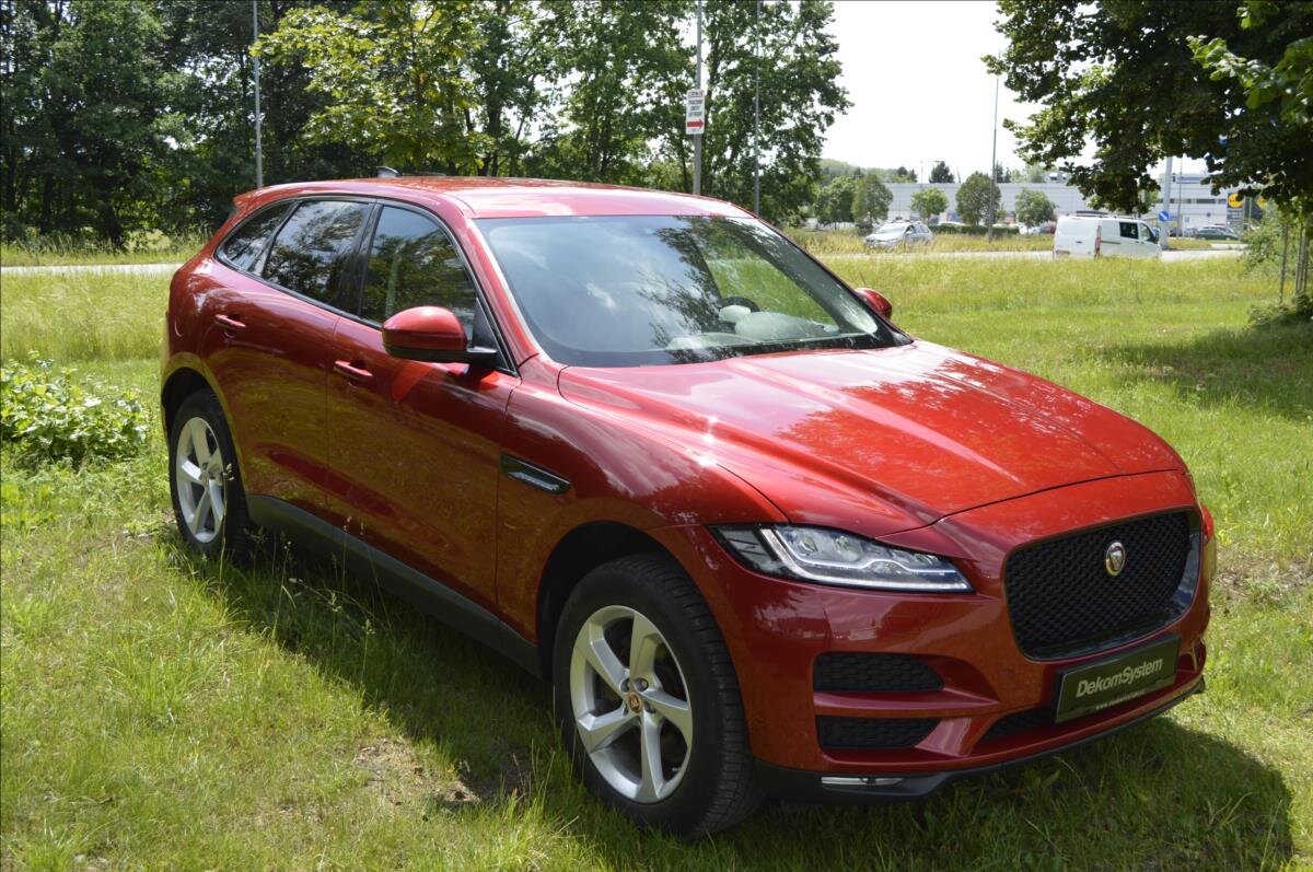 Jaguar F-Pace SUV / Terénní 2,0 l 177 kw