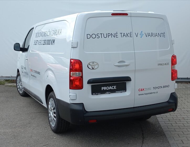 Toyota ProAce Skříň 2,0 l 106 kw