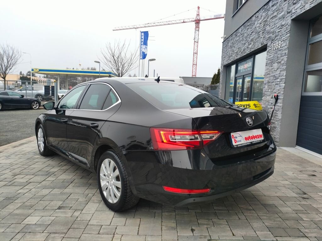 Škoda Superb