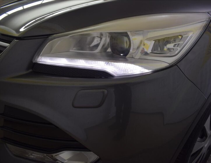 Ford Kuga SUV 2,0 l 120 kw