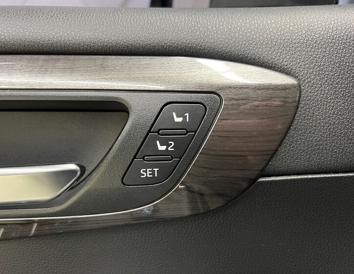 Toyota Highlander SUV 2,5 l 182 kw