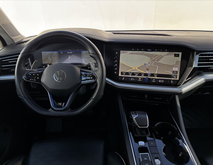 Volkswagen Touareg SUV 3,0 l 210 kw