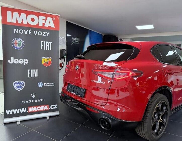 Alfa Romeo Stelvio SUV / Terénní 2,0 l 206 kw
