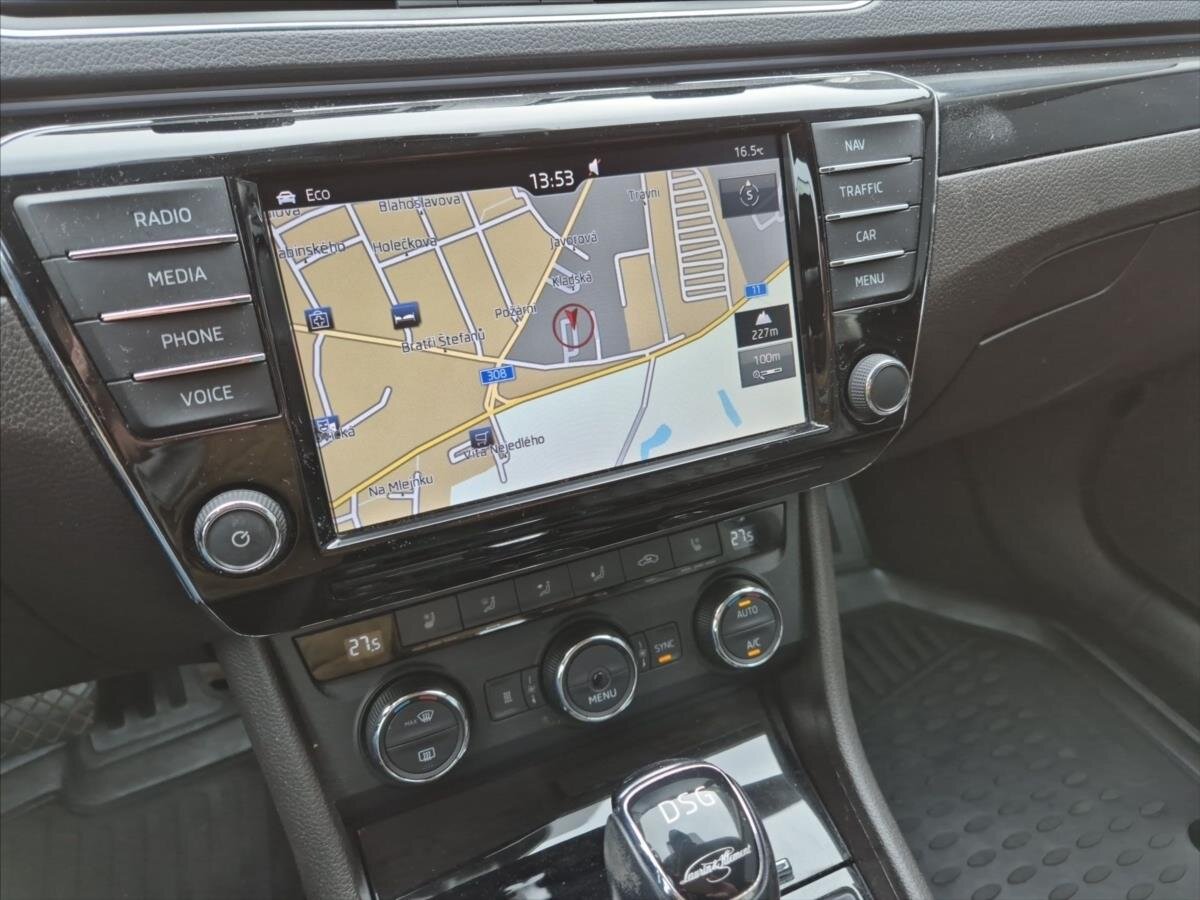 Škoda Superb Kombi 2,0 l 140 kw