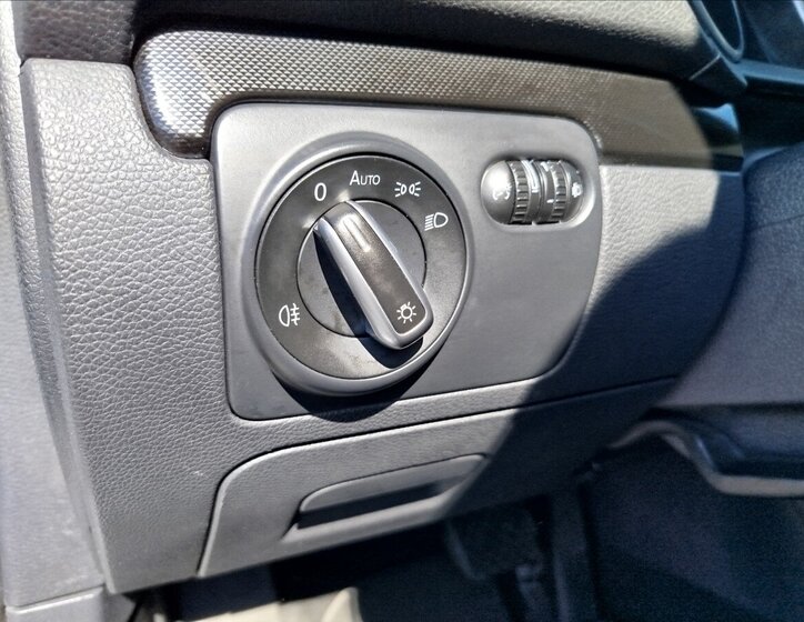 Volkswagen Golf Kombi 2,0 l 103 kw