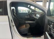 Mercedes-Benz EQA 13