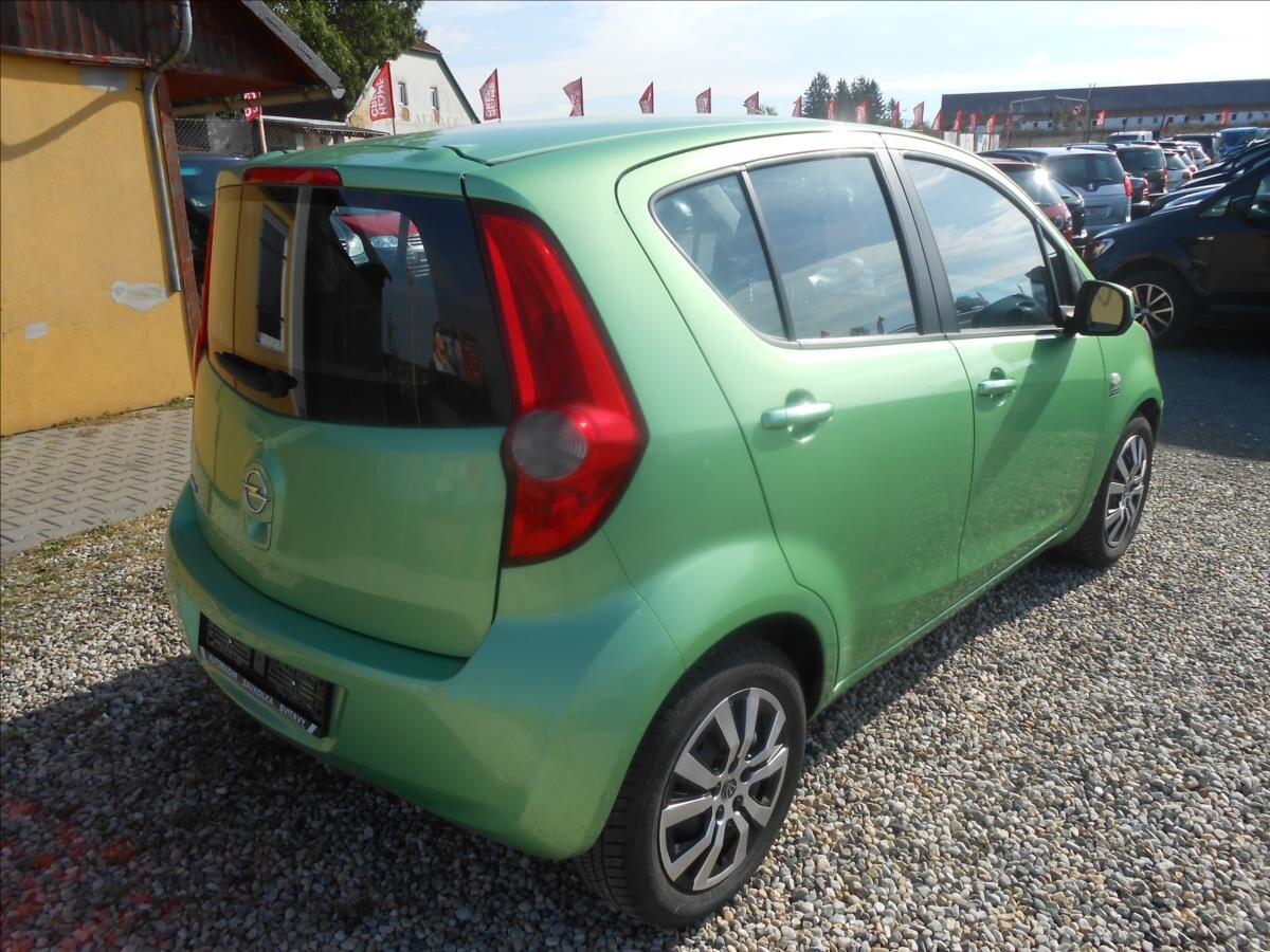 Opel Agila Hatchback 1,2 l 63 kw