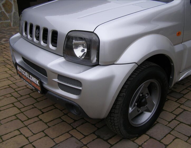 Suzuki Jimny 10