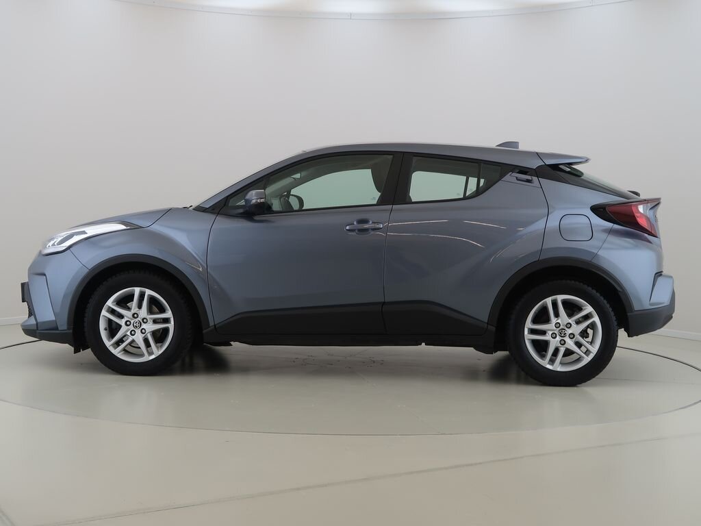 Toyota C-HR SUV 1,8 l 72 kw