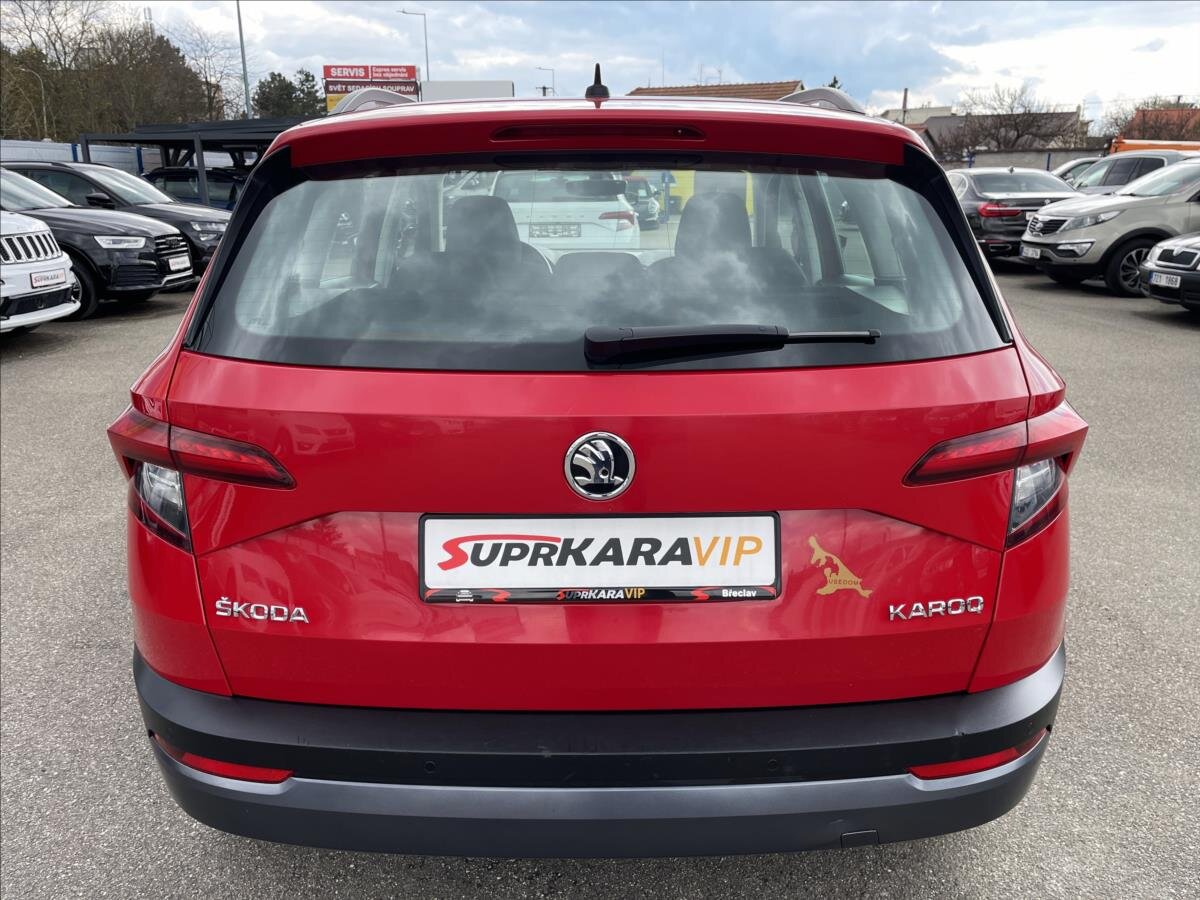 Škoda Karoq SUV 999,0 85 kw