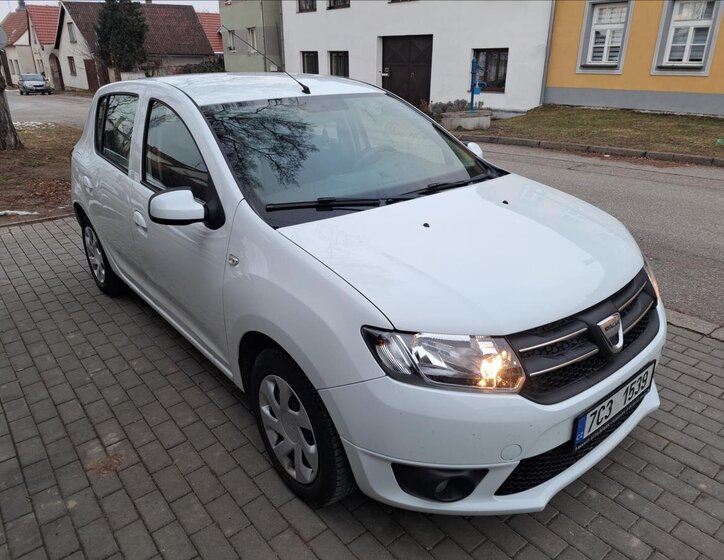 Dacia Sandero Hatchback 1,1 l 54 kw