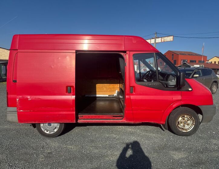 Ford Transit 9