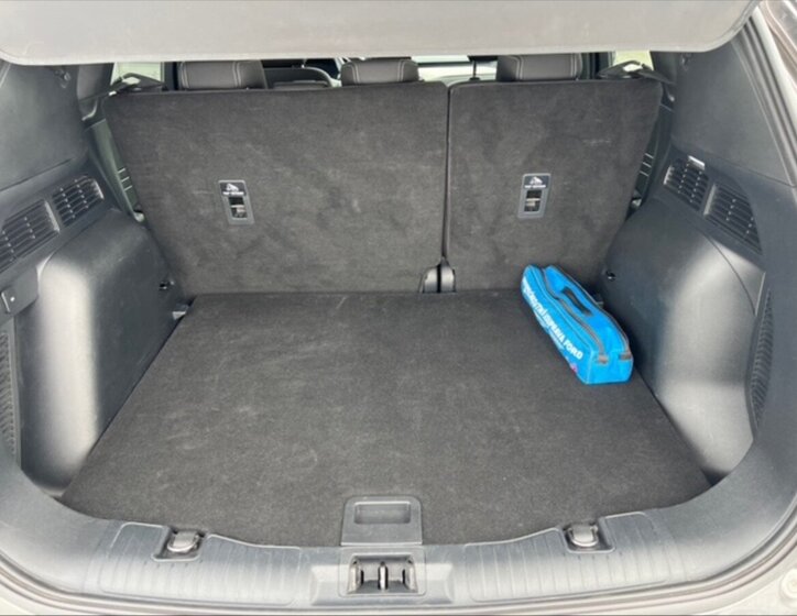 Ford Kuga SUV / Terénní 1,5 l 110 kw