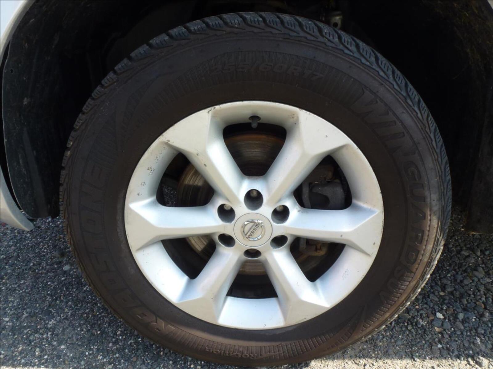 Nissan Pathfinder 39