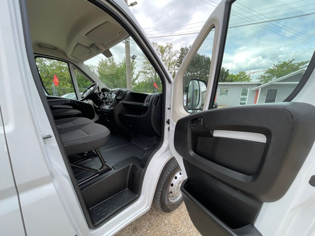 Citroën Jumper Skříň 2,2 l 121 kw