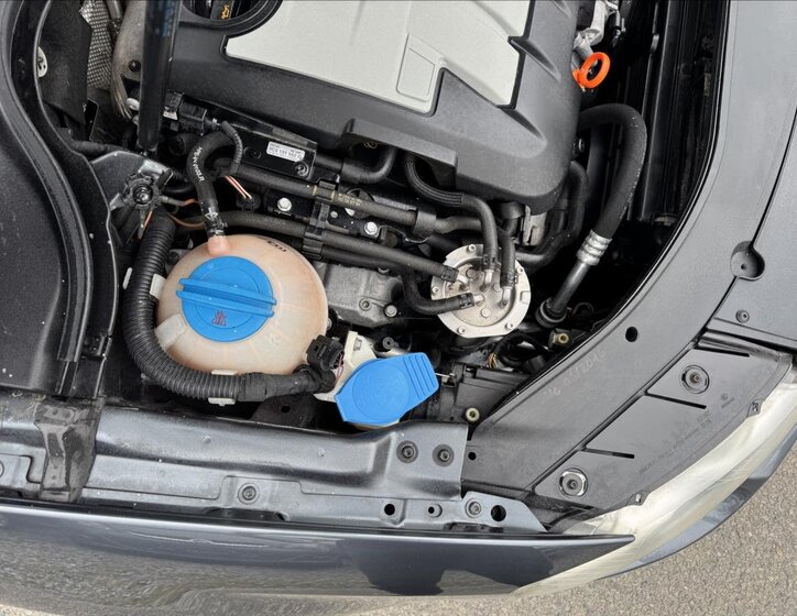 Volkswagen Passat Kombi 2,0 l 103 kw