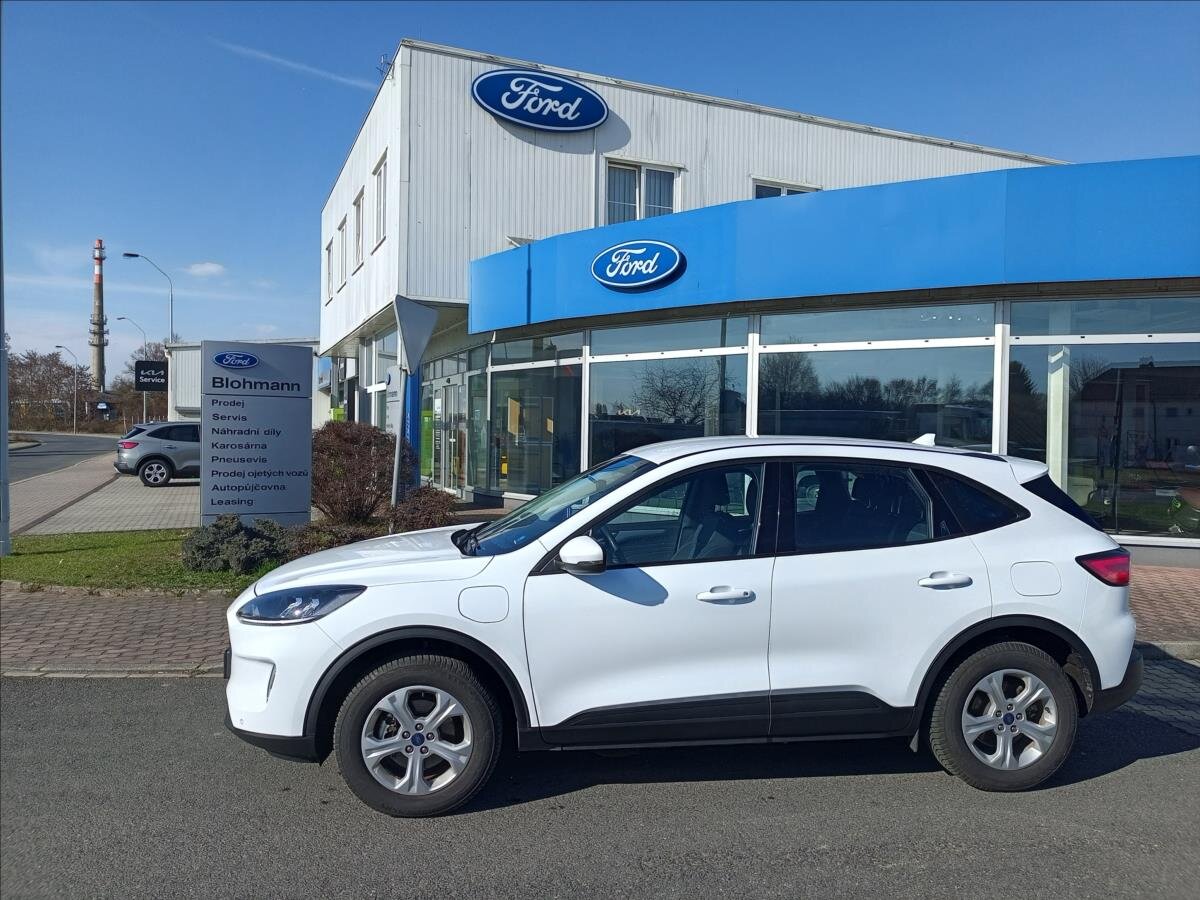 Ford Kuga SUV / Terénní 2,5 l 165 kw