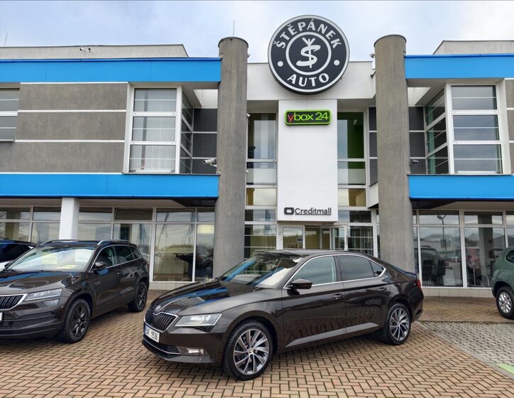 Škoda Superb Liftback 2,0 l 140 kw