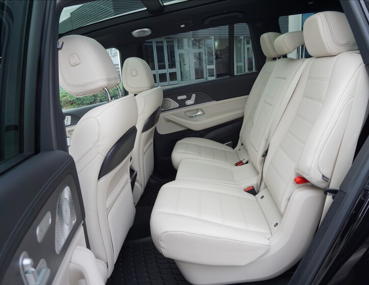 Mercedes-Benz GLS 12