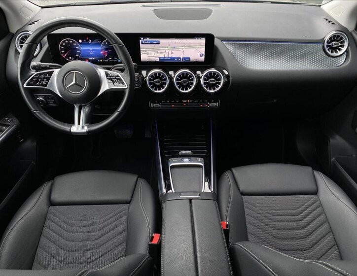 Mercedes-Benz Třídy B 12