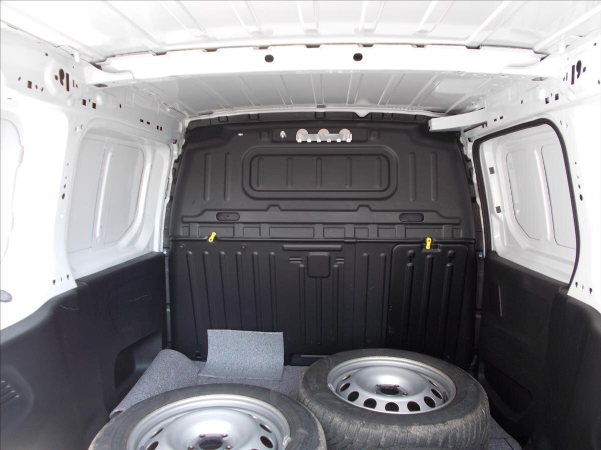 Peugeot Partner Ostatní 1,5 l 75 kw