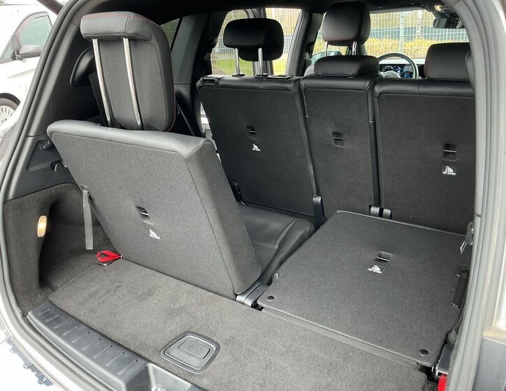 Mercedes-Benz GLB SUV / Terénní 2,0 l 140 kw