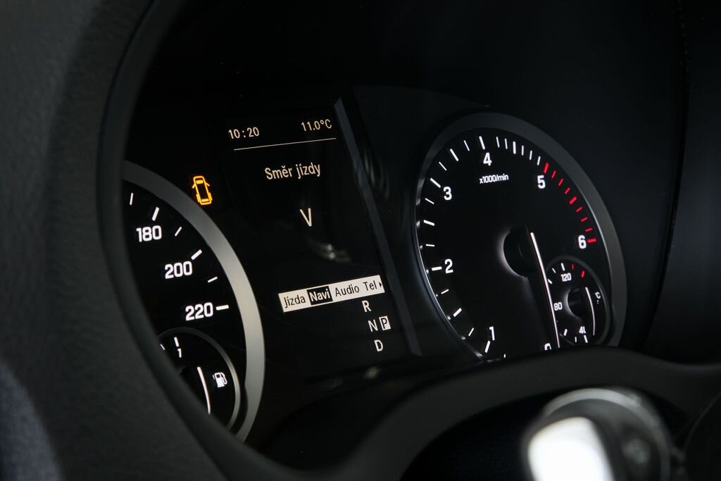 Mercedes-Benz Vito Skříň 2,0 l 120 kw