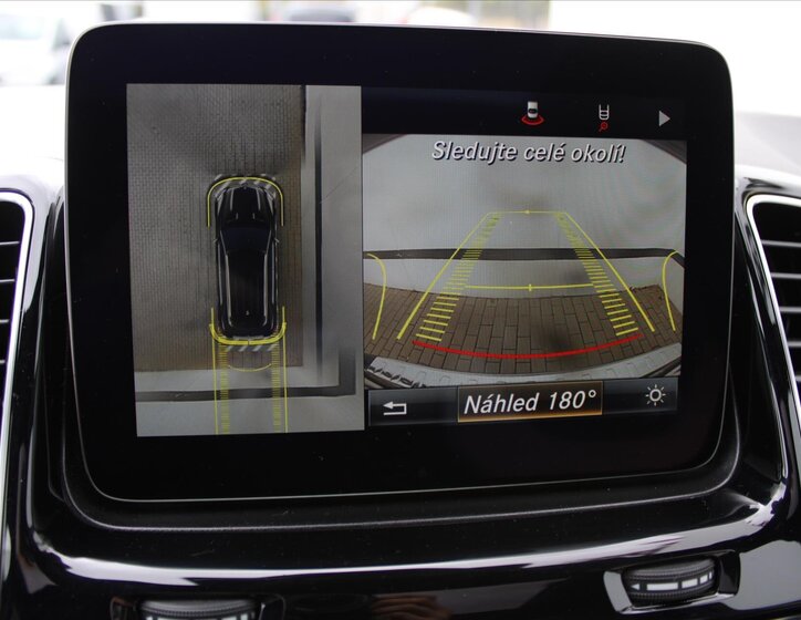 Mercedes-Benz GLE SUV / Terénní 4,7 l 335 kw