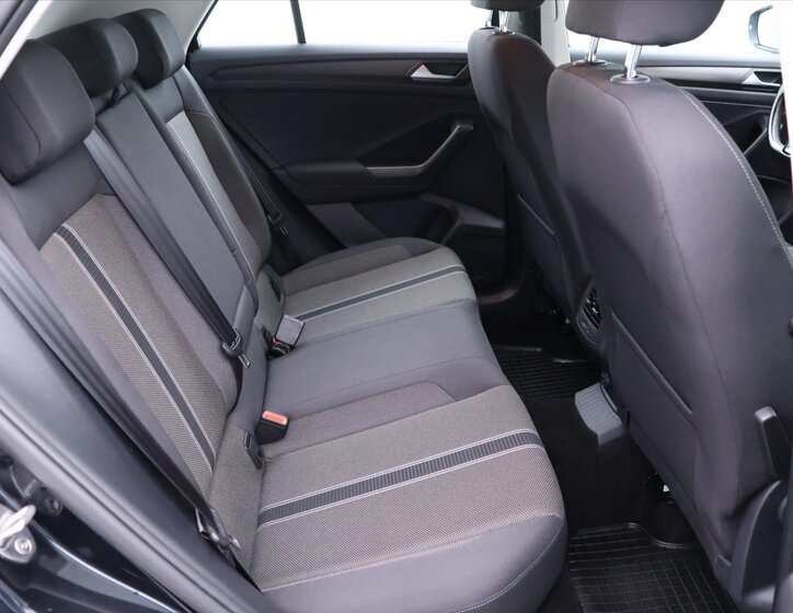 Volkswagen T-Roc SUV 999,0 85 kw