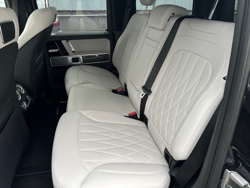 Mercedes-Benz Třídy G SUV / Terénní 4,0 l 430 kw